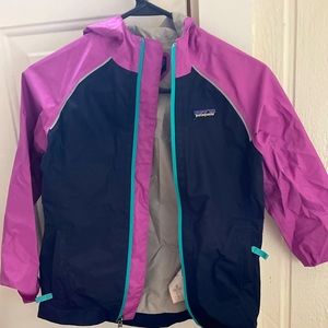 Patagonia kids Torrent She’ll rain jacket- size S